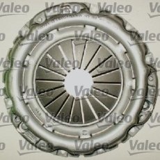 Купити 826233 Valeo Комплект зчеплення Рендж Ровер (2.4 TD, 2.5 D, 2.5 TD)