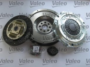 Купить 835082 Valeo Комплект сцепления БМВ Е34 (520 i, 520 i 24V)