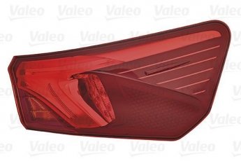 Купить 047039 Valeo Задние фонари Avensis (1.6, 1.8, 2.0, 2.2)