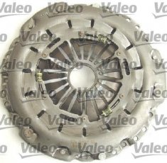 Купити 826656 Valeo Комплект зчеплення Mercedes 203 (C 200 CDI, C 220 CDI, C 230 Kompressor)