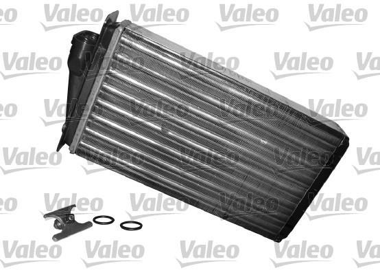 Купить 812176 Valeo Радиатор печки Alfa Romeo 146 (1.4, 1.7, 1.9, 2.0)