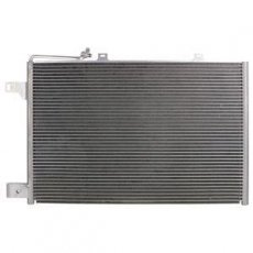 Купить TSP0225563 DELPHI Радиатор кондиционера Б Класс W245 (B 150, B 170)