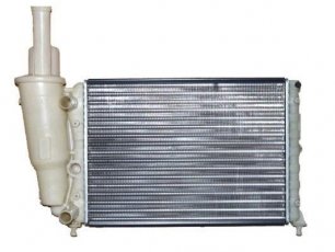 Радиатор охлаждения двигателя 58951 NRF фото 2