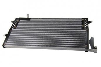 Купити KTT110002 THERMOTEC Радіатор кондиціонера Passat (B3, B4)