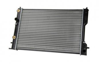 Купити D7X010TT THERMOTEC Радіатор охолодження двигуна Омега Б (2.0, 2.2, 2.5, 3.0)