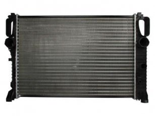 Купить D7M028TT THERMOTEC Радиатор охлаждения двигателя Мерседес 211 (1.8, 2.1, 2.7, 5.0)