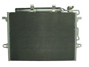 Купити KTT110142 THERMOTEC Радіатор кондиціонера CL-Class (3.0, 3.5, 5.0, 5.4)