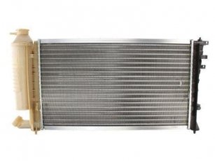 Радиатор охлаждения двигателя D7P018TT THERMOTEC фото 10