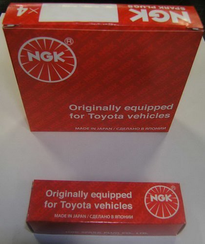 Купити BKR6EYA-11 NGK Свічки Toyota