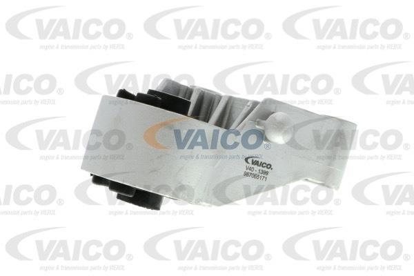 Купить V40-1399 VAICO Подушка двигателя Zafira B 1.9 CDTI