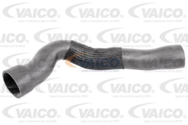 Купить V30-2239 VAICO Патрубок интеркулера Mercedes