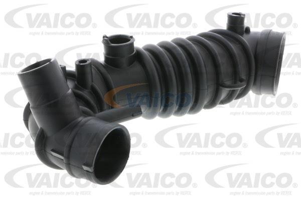 Купити V10-2683 VAICO Патрубок повітряного фільтра Суперб 1.8 T