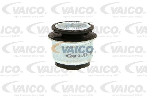 Купити V10-1110 VAICO Подушка двигуна Passat B2