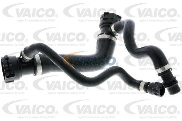 Купить V20-1308 VAICO Патрубок радиатора BMW E60 (E60, E61)
