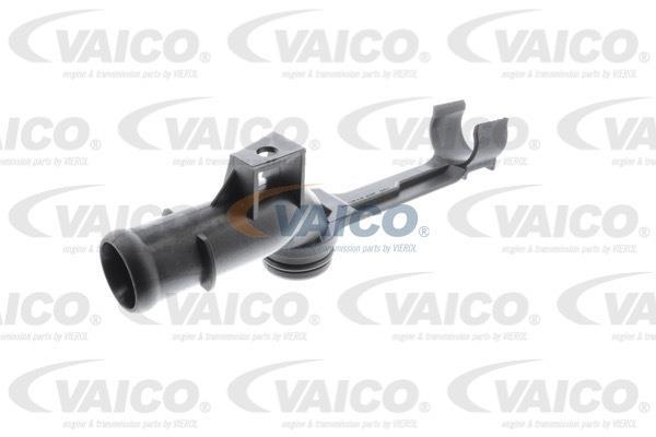 Купить V30-1898 VAICO Патрубок радиатора CL-Class CLC (1.6, 1.8)