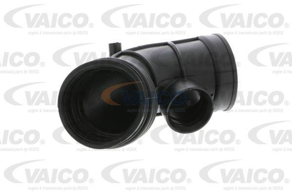 Купить V20-1628 VAICO Патрубок воздушного фильтра БМВ Е39 (2.0, 2.2, 2.5, 2.8)