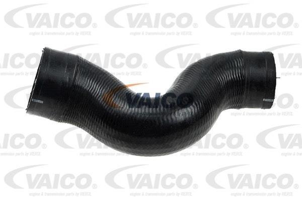 Купити V40-1526 VAICO Патрубок інтеркулера