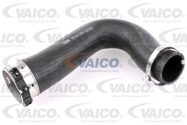 Купити V10-3782 VAICO Патрубок інтеркулера Крафтер (35, 50) (2.0 TDI, 2.0 TDI 4motion)