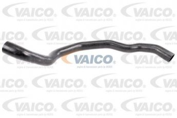 Купити V95-0416 VAICO Патрубок радіатора ХС70 (2.4 D5 AWD, 2.4 T XC AWD, 2.5 T XC AWD)