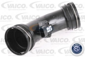 Купить V10-3574 VAICO Патрубок интеркулера Транспортер