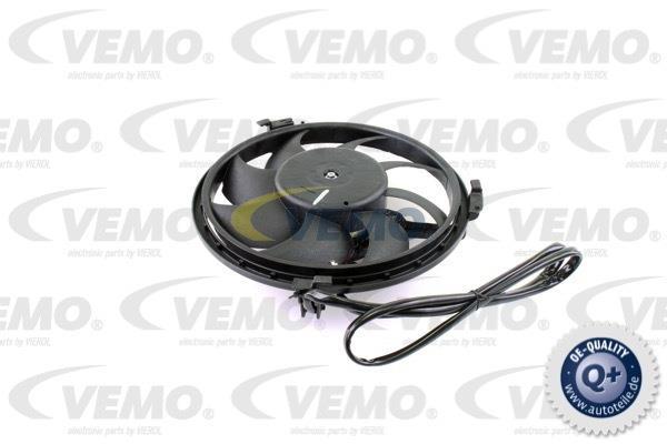 Купити V15-01-1835-1 VEMO Вентилятор охолодження Passat B5