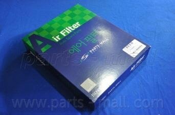 Купить PAD-016 Parts-Mall Воздушный фильтр  Kyron (2.0 Xdi, 2.7 Xdi)