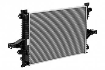 Купить LRc 1056 LUZAR Радиатор охлаждения двигателя Volvo S80 1 (2.0, 2.4, 2.5, 2.8, 2.9)