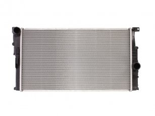 Купить 60814 Nissens Радиатор охлаждения двигателя БМВ Ф30 (Ф30, Ф31, Ф35, Ф80) (1.6, 2.0)