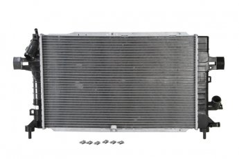 Купити 63029A Nissens Радіатор охолодження двигуна Зафіра Б (1.7 CDTI, 1.9 CDTI)