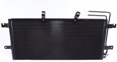 Купити AC 332 000S MAHLE Радіатор кондиціонера Транспортер Т4 (1.9, 2.4, 2.5, 2.8)