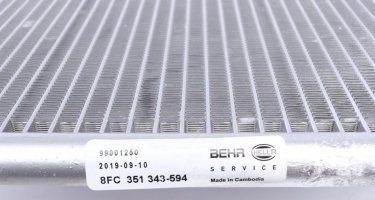 Радиатор кондиционера AC 816 000S MAHLE фото 4