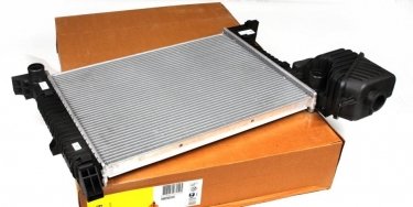 Купить 50559 NRF Радиатор охлаждения двигателя Sprinter (901, 902, 903, 904) (2.3, 2.9)