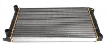 Купити 509501 NRF Радіатор охолодження двигуна Пассат (Б2, Б3, Б4) (1.6 D, 1.8)