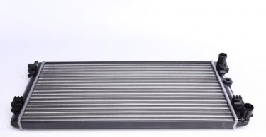 Купить 53024A NRF Радиатор охлаждения двигателя Roomster (1.2, 1.4, 1.6)