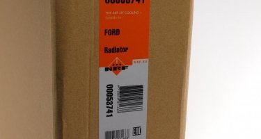 Радиатор охлаждения двигателя 53741 NRF фото 2