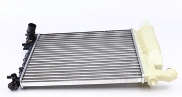 Радиатор охлаждения двигателя 58184 NRF фото 1