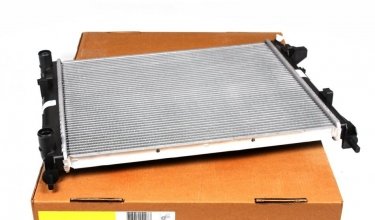 Купить 58332 NRF Радиатор охлаждения двигателя Виваро (1.9, 2.0)