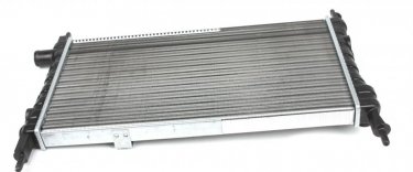 Купить 58711 NRF Радиатор охлаждения двигателя Kadett (1.2, 1.3, 1.4, 1.6)