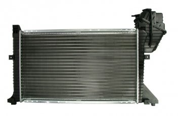 Купить D7M033TT THERMOTEC Радиатор охлаждения двигателя Sprinter (901, 902, 903, 904, 905) (2.1, 2.7)